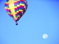  A hot air balloon flew over the moon!