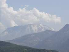 The mountain as seen from Johnson Ridge visitor center.